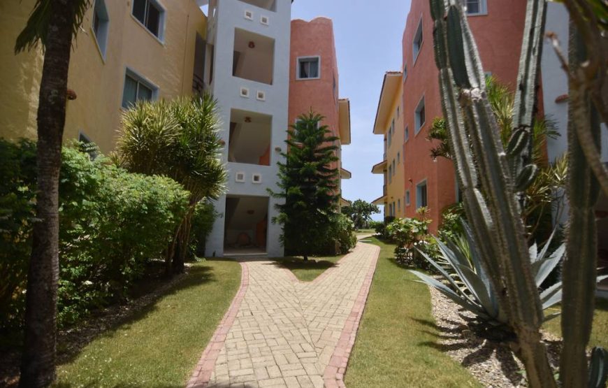 Ocean front condo, next Perla Marina beach, 2 bedrooms