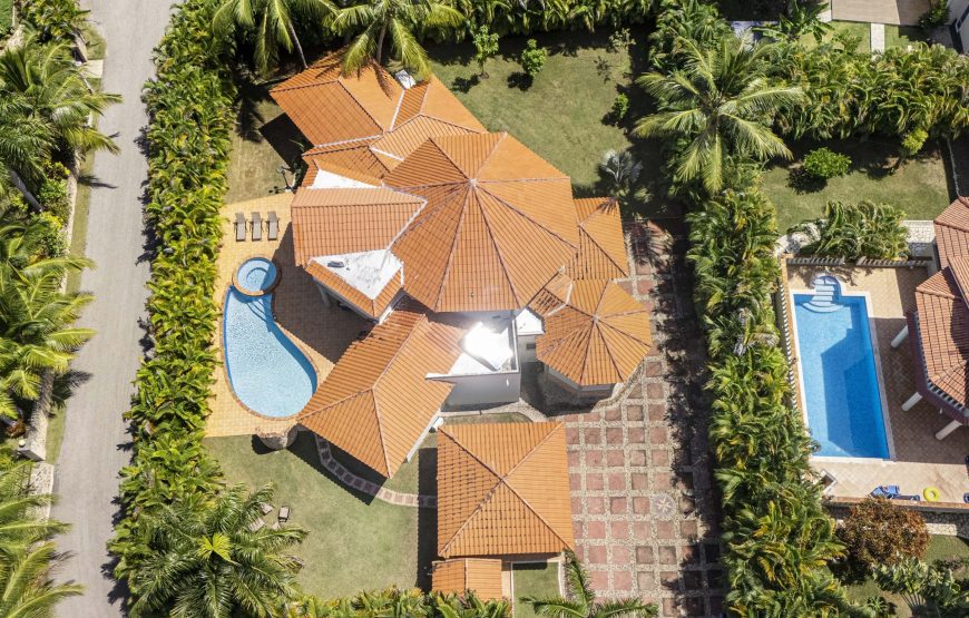 Villa with garden and pool, 3 +1 bedrooms, between Sosua and Cabarete