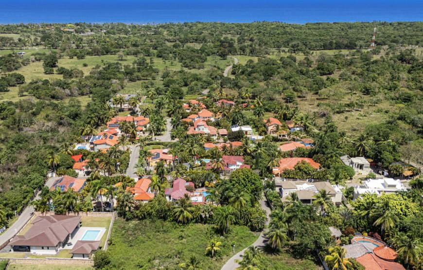 Villa with garden and pool, 3 +1 bedrooms, between Sosua and Cabarete