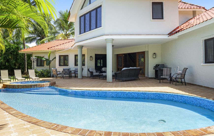 Villa with garden and pool, 3 +1 bedrooms, between Sosua and Cabarete
