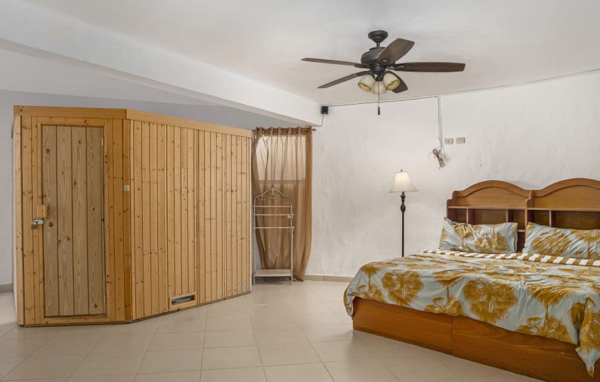 Villa with garden and pool, 3 +1 bedrooms, between Sosua and Cabarete