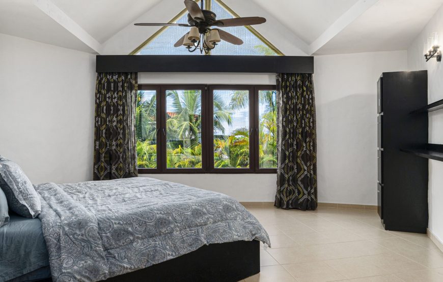 Villa with garden and pool, 3 +1 bedrooms, between Sosua and Cabarete