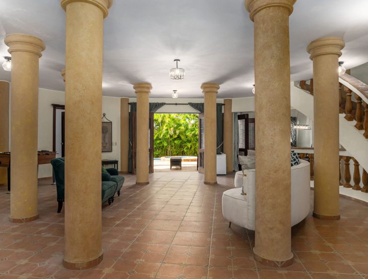 spacious living room