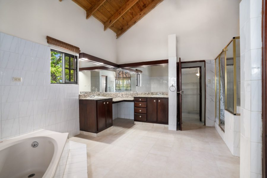 Villa Marisol oceanfront estate, Playa Chiquita, Sosúa – for sale
